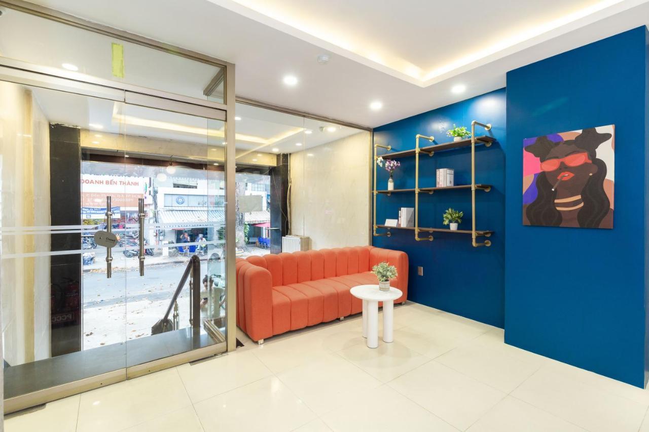 Cozrum Smart - First Target Hotel Thành Pho Ho Chí Minh Esterno foto