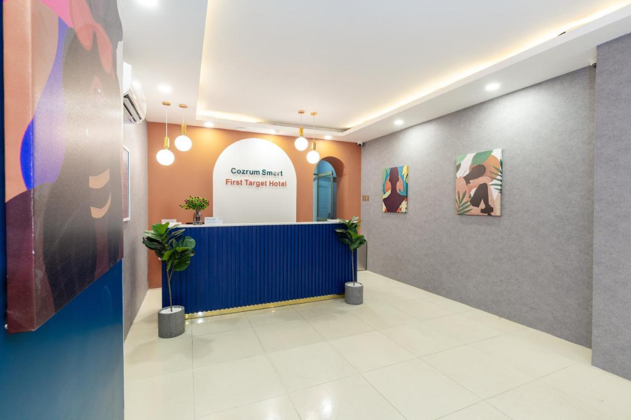 Cozrum Smart - First Target Hotel Thành Pho Ho Chí Minh Esterno foto