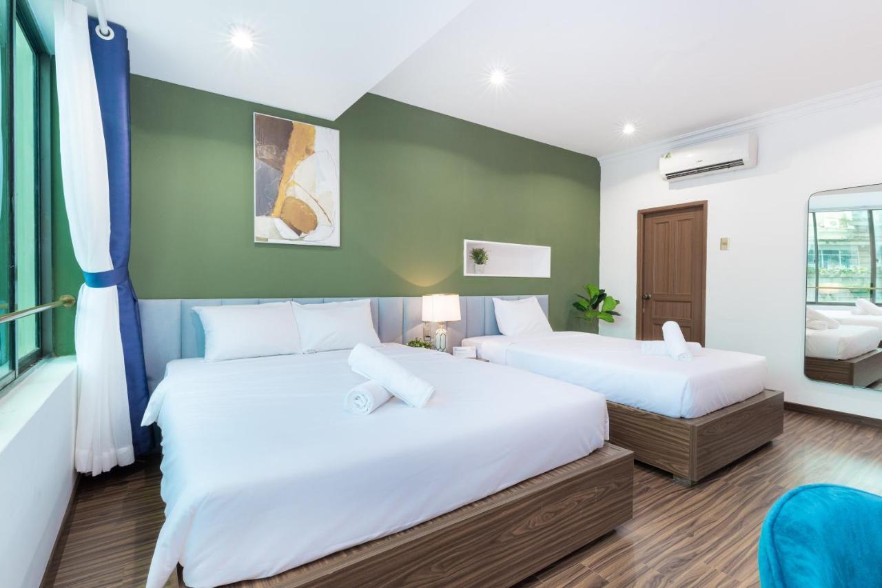 Cozrum Smart - First Target Hotel Thành Pho Ho Chí Minh Esterno foto